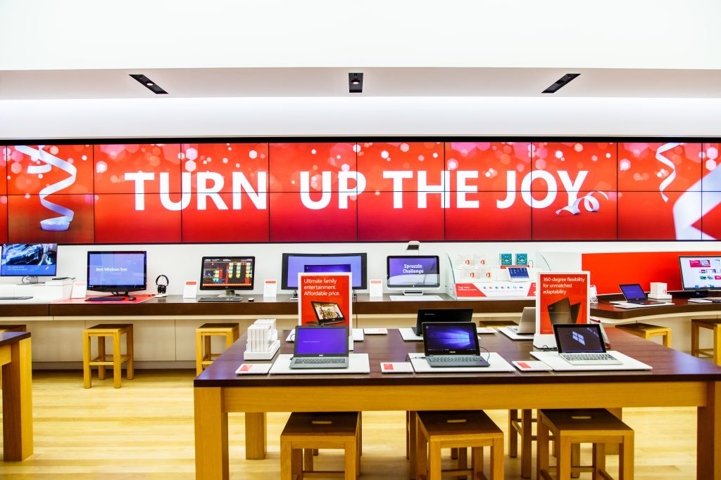 MSFT_INSTORE_HOLIDAY_09