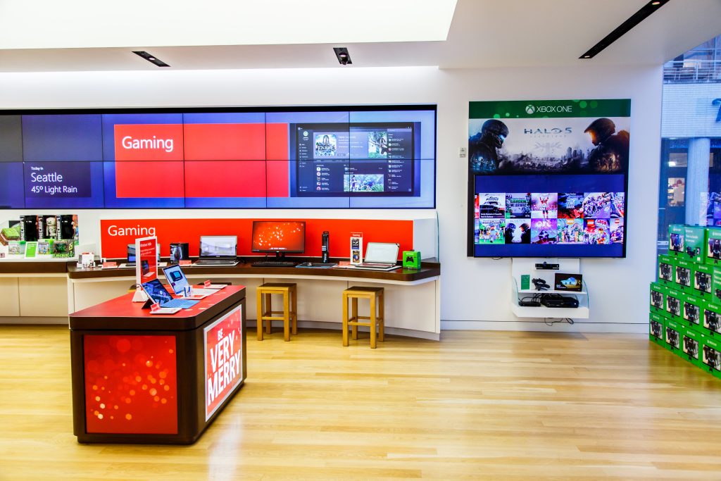 MSFT_INSTORE_HOLIDAY_31
