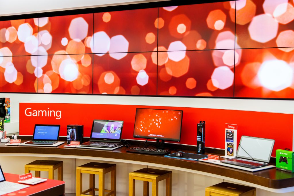 MSFT_INSTORE_HOLIDAY_33