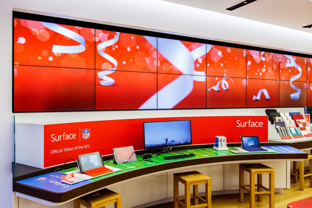 MSFT_INSTORE_HOLIDAY_34