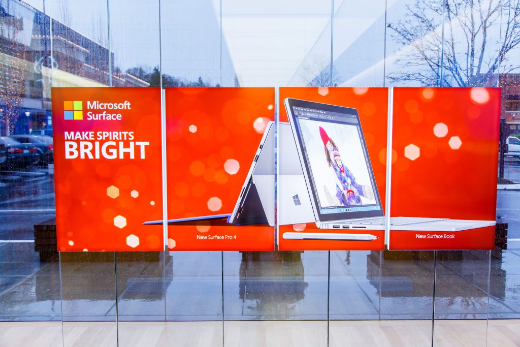 MSFT_INSTORE_HOLIDAY_37