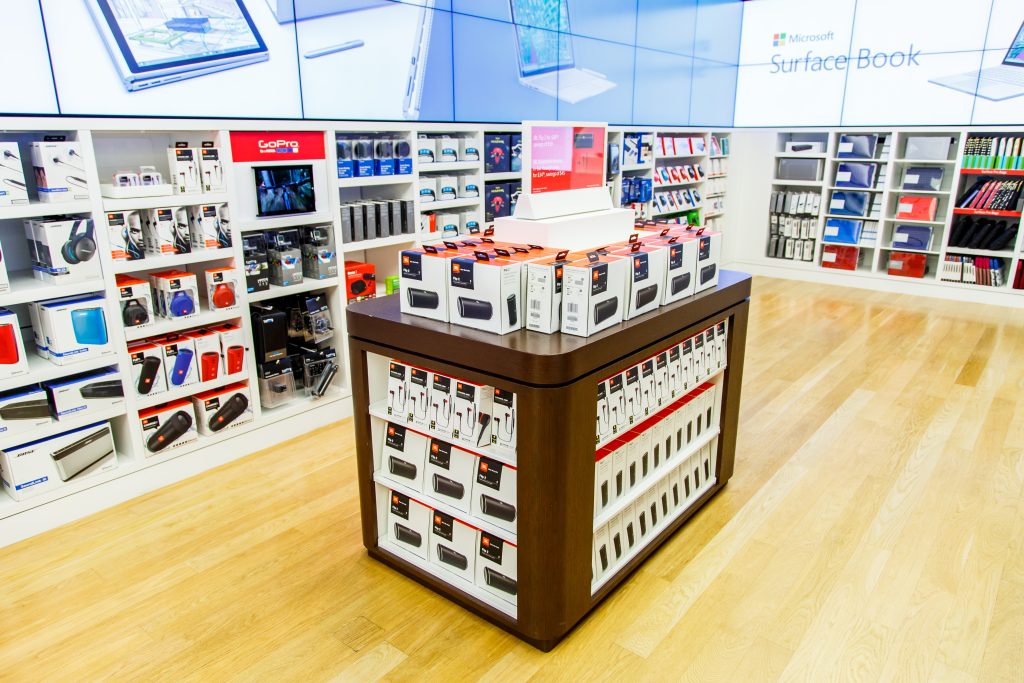 MSFT_INSTORE_HOLIDAY_47