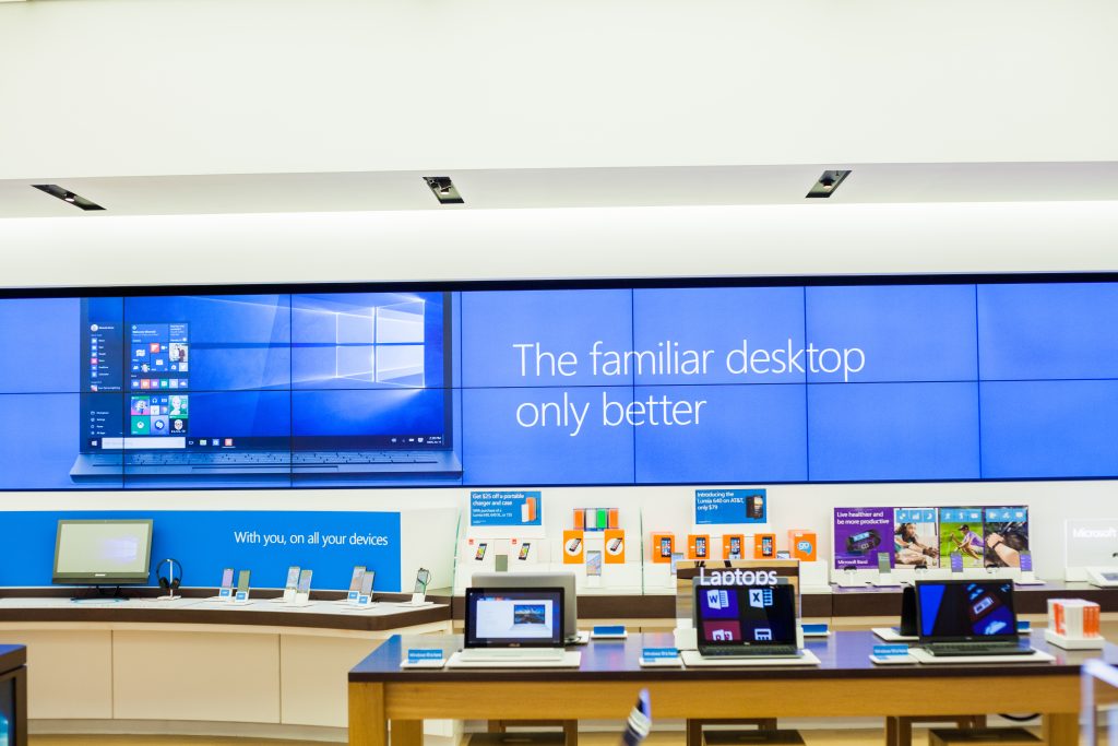 MSSTORE_CAMPAIGN_WIN10LAUNCH_06