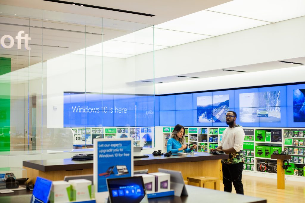 MSSTORE_CAMPAIGN_WIN10LAUNCH_10