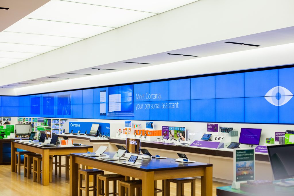 MSSTORE_CAMPAIGN_WIN10LAUNCH_37