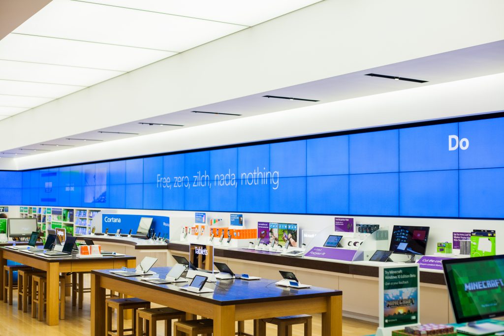 MSSTORE_CAMPAIGN_WIN10LAUNCH_42