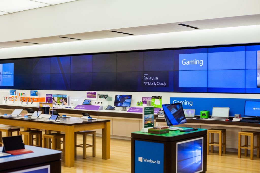 MSSTORE_CAMPAIGN_WIN10LAUNCH_52