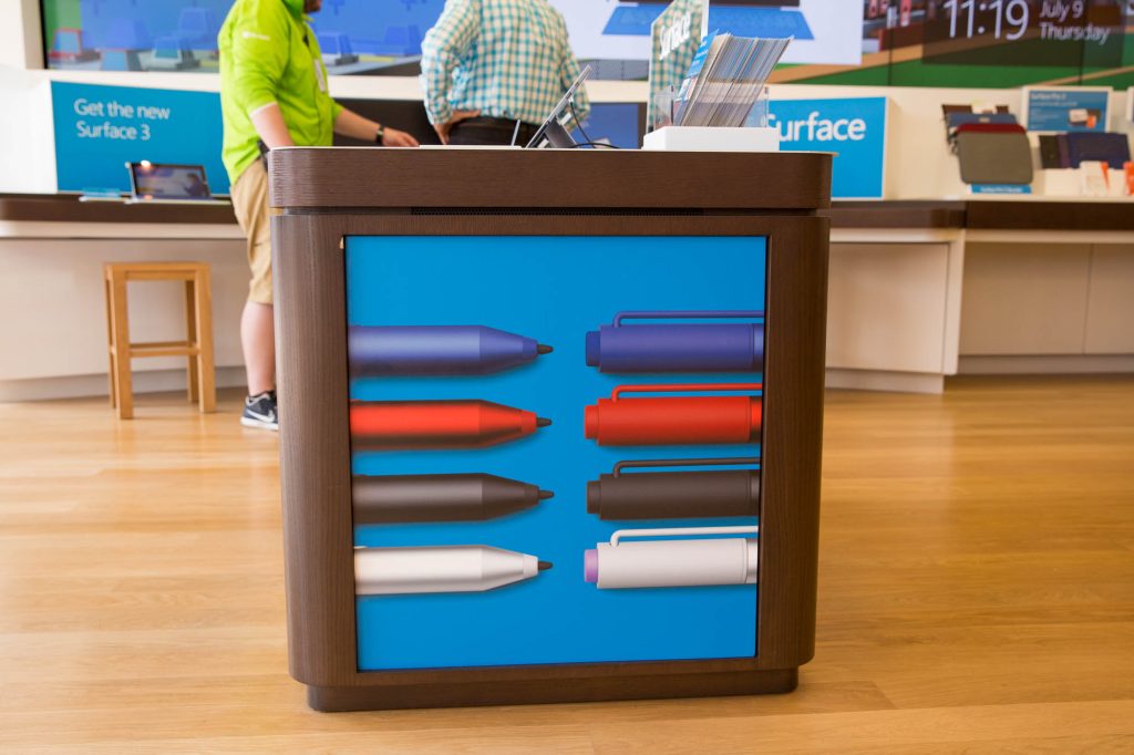 MS_Store_GradCreative_Photo_010